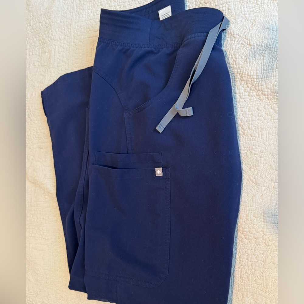 Women’s Large Navy Kade Figs Scrubs